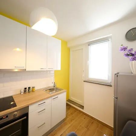 Apartment T&d